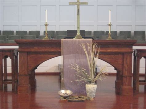 Ash Wednesday Altar Jutestones Representing Christ In The Desert At