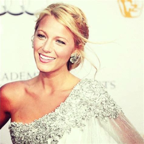She Is Gorgeous She Is Gorgeous Blake Lively Fierce Lace Top Nails