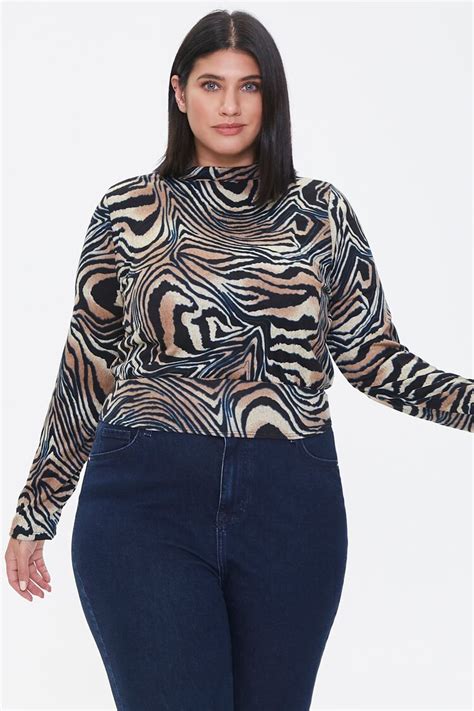 Plus Size Tiger Print Top