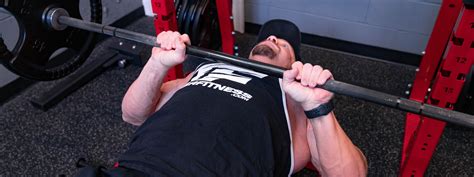 Close Grip Bench Press Exercise Instructions And Tips Tiger Fitness