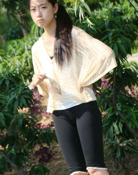 blogQyu: Bahaya Memakai Celana Ketat Bagi Wanita