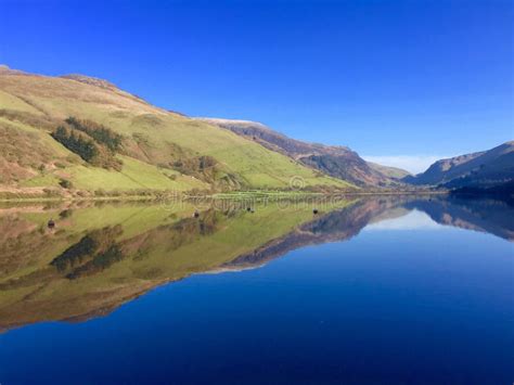 Sunny Welsh Lake Wales Stock Image Image Of Reflections 88656477