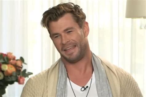 Chris Hemsworth Interview This Morning Viewers Slam Eamonn Holmes Over
