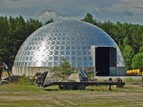 Geodesic Dome Homes Geodesic Domes And Tanks For Humans Efficient