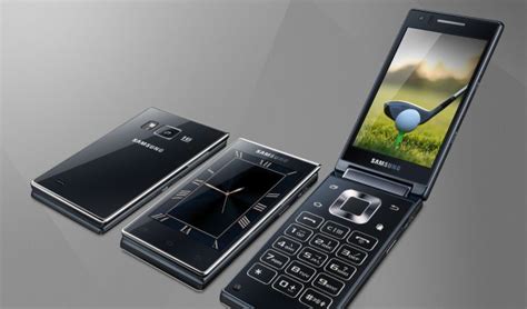 Samsung Launches A Premium Android Flip Phone In China Liliputing