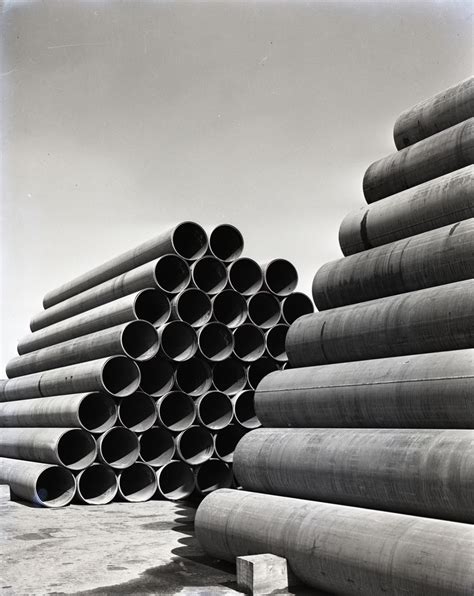 Boogie woogie and rocking rhythm n blues from the uk pianoman, now resident in austin, tx. Loading 30-inch steel pipe for shipment to the Middle East ...
