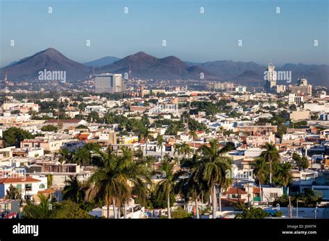El Contorno De La Ciudad De Culiacán Sinaloa México Fotografía De