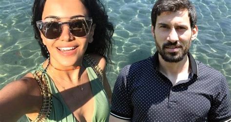 Şener Özbayraklı ve oyuncu sevgilisi Şilan Makal Borçka da evleniyor