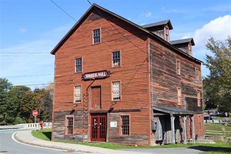 6 Best Small Towns To Explore On A Trip To The Berkshires