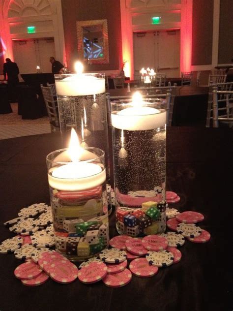 The perfect casino theme party is full of atmosphere. #casino #casinobox #cards #decor #party | Casino themed ...