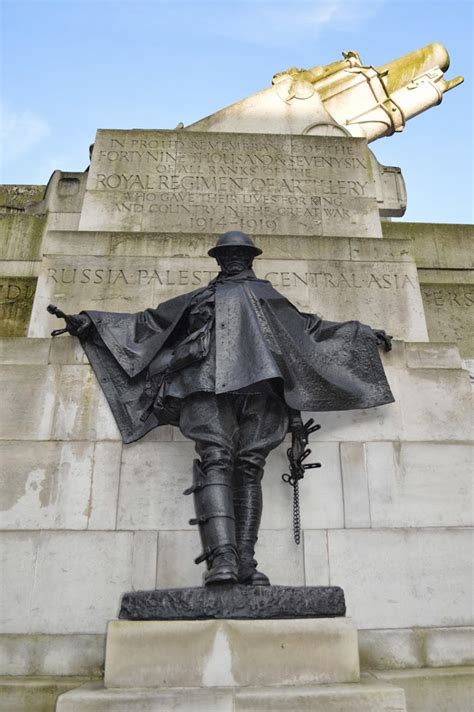 Although often still assumed to be part of hyde park. Royal Artillery Memorial, Hyde Park Corner | Stuff About ...