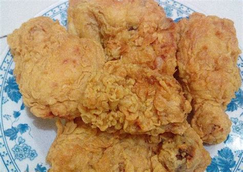 Umumnya daging ayam ini diminati oleh banyak kalangan. Resep Ayam krispi (Kentucky kw) untuk ayam geprek oleh ...