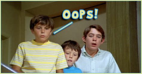 10 Little Mistakes You Never Noticed In The Brady Bunch