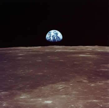 PETI Itumbiara 20 De Julho Neil Armstrong O Primeiro Homem A Pisar