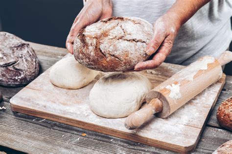 Guide To Flour Types And Uses Honest To Goodness