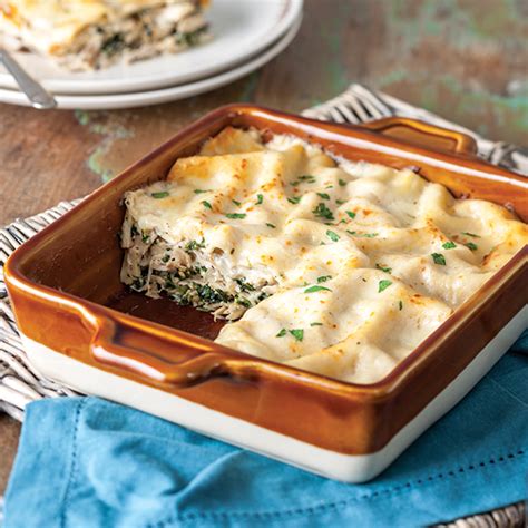 Add cooked broccoli and chicken to the pasta. Chicken and Spinach Lasagna - Paula Deen Magazine