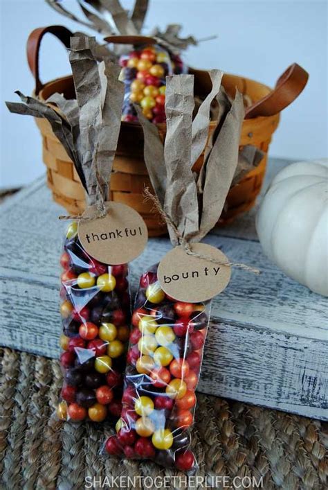 75 Good Inexpensive Ts For Coworkers Thanksgiving Favors Corn