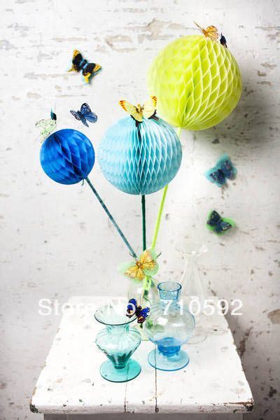 Use your hands to flatten out the tissue paper. 6" 15cm Lot of 50 Tissue Paper Honeycomb Balls Hanging ...