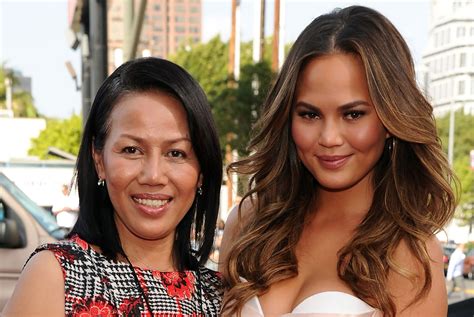 Chrissy Teigen Leans On Her Mom After Experiencing The ‘hardest 4 Days Of Her Life Celebrity