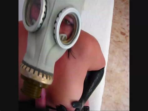 Heels And More Fuck With Gas Masks Xwattwurmx Dailypornstreams
