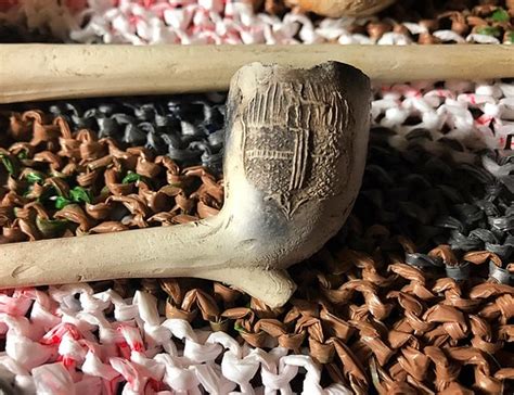 19th Century Heraldic British Clay Pipe Ann Longmore Etheridge Flickr