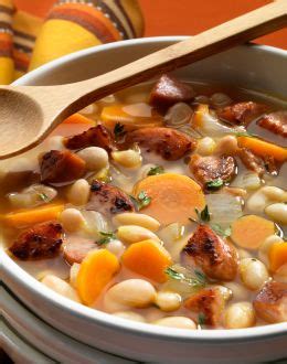 These 8 slow cooker soup recipes are all so healthy and delicious! Slow Cooked Bean Soup | Chicken soup diet, Slow cooker soup, Recipes