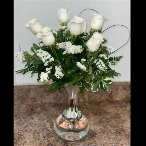 Half Dozen White Roses Mitchells Florist Orlando