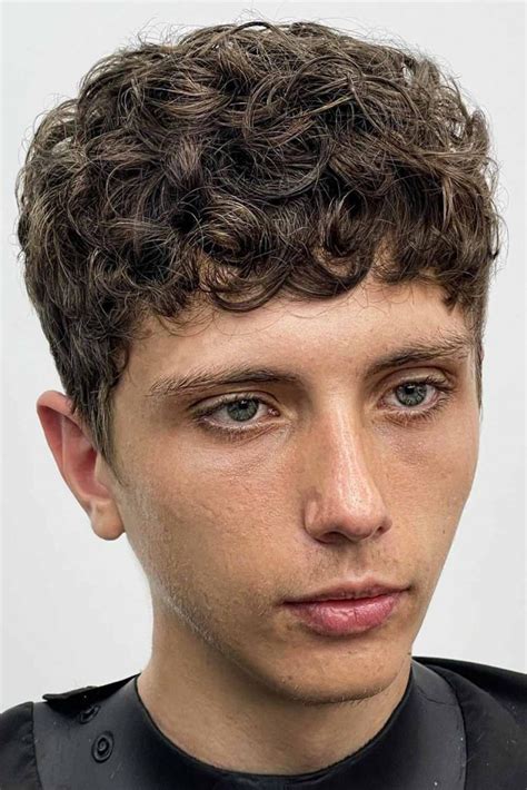 Short Curly Hairstyles Men 2022