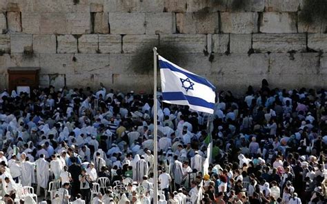Also, do you know the connection between star trek and the western wall? Poll: Trump's Popularity Plummeting Among Israeli Jews | JTF