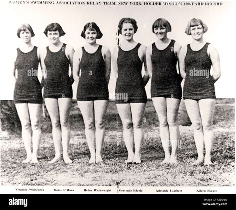 Historic Photograph Of Womans Swim Team Stock Photo Alamy