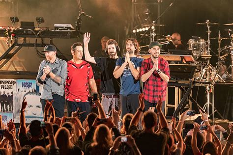 Watch Linkin Parks Full Chester Bennington Tribute Concert