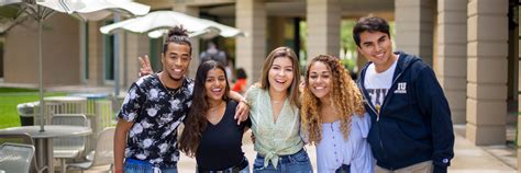 Explore Life On Campus Fiu Global First Year