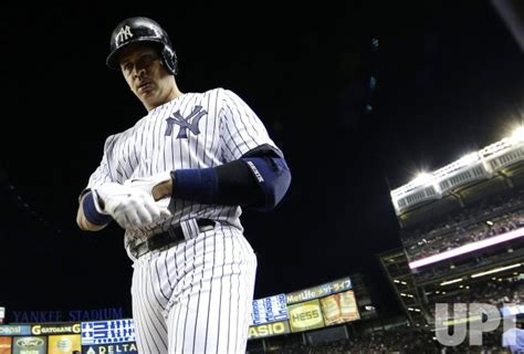 Photo New York Yankees Alex Rodriguez Hits 3000th Career Hit