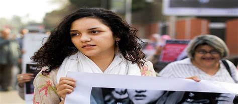 Egyptian Activist Sanaa Seif Abducted In Cairo Today Middle East Observer