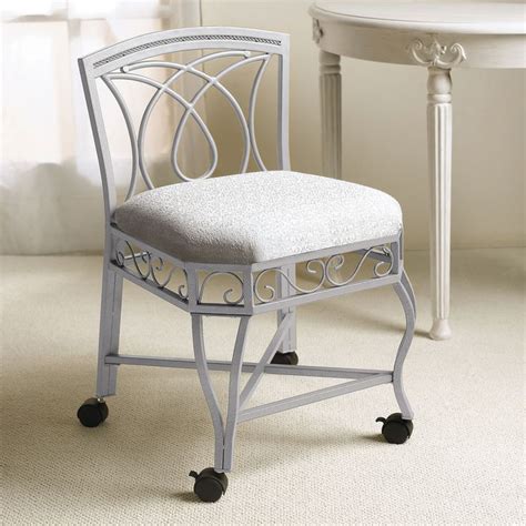 See more ideas about stool, chair design, furniture design. Imágenes para Navidad: Querido Santa | Vanity stool ...