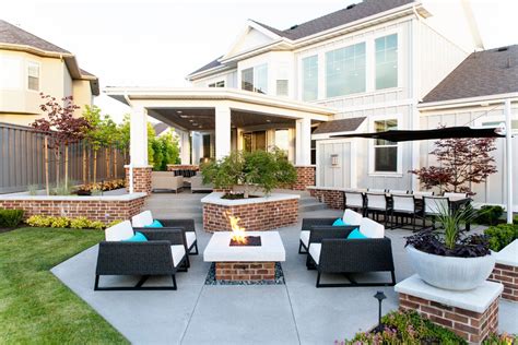 18 Spectacular Transitional Patio Designs You Know Youve Been Missing