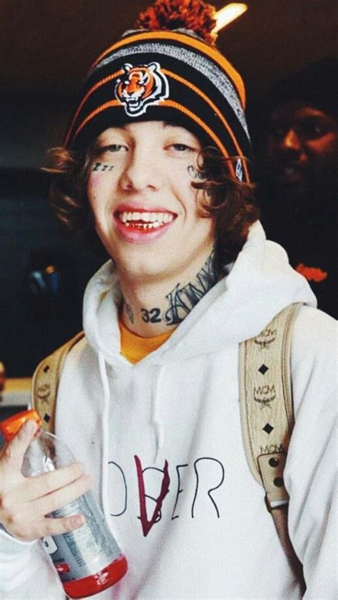 Discovering Lil Xan From Motel Living To Rapping Success