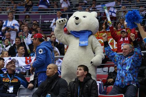 Sochi Olympics Day 17 Finland Takes Bronze After 5 0 Win Over Usa Men