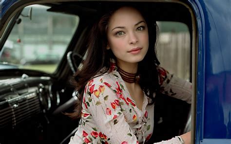 Kristin Kreuk Hottest Swimsuit Photos And Topless Wallpapers