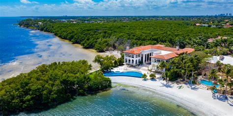 10 Bedroom Mansion On A Private Island In Coral Gables Florida