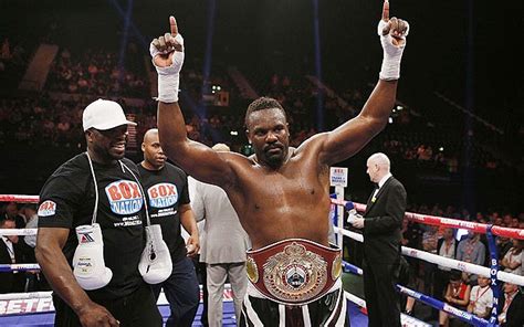 Dereck Chisora Claims Wbo Heavyweight Title With Controversial Stoppage
