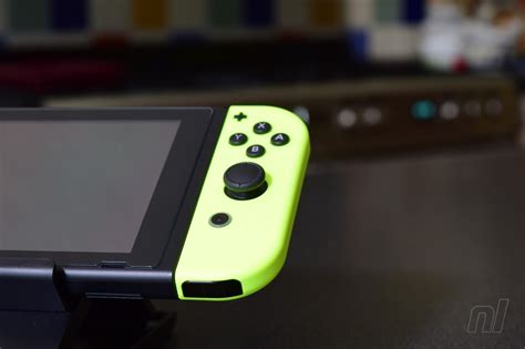 Gallery Lets Have A Good Look At The New Yellow Joy Con Nintendo Life