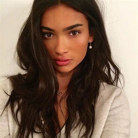 Kelly Gale Bio Wiki Age Height Boyfriend Workout Ig And Model