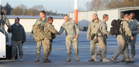 44th Expeditionary Signal Battalion Soldiers Return From Deployment