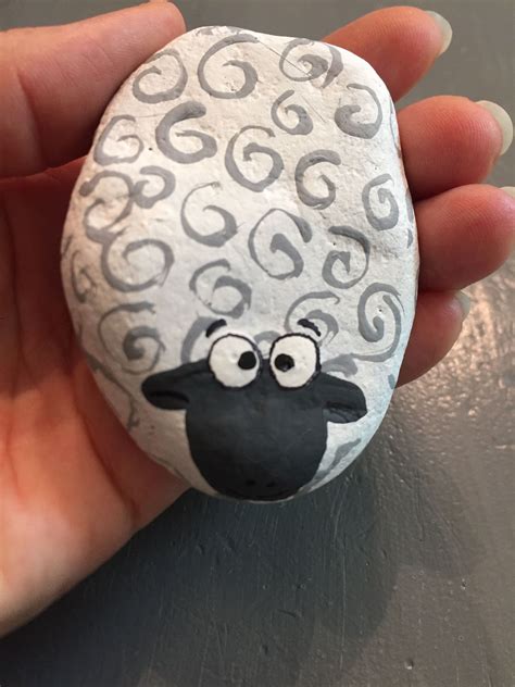 Rock Painting Fun Little Sheep Or Lamb Easy Rock Painting
