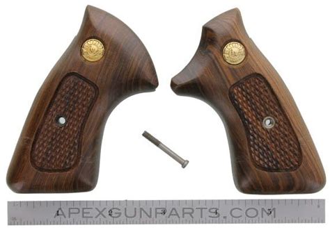 Taurus Revolver Wood Grips Medium Frame Checkered Nos