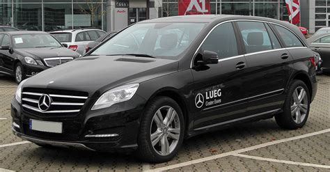 Below details of mercedes benz r class are as of time of discontinuation. Mercedes R-klasse - pictures, information and specs - Auto ...