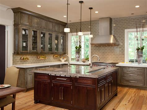 Take a look at your cabinet to know what to do if it is in a good condition and needs only a refreshment look or it. Older Home Kitchen Remodeling Ideas | Roy Home Design