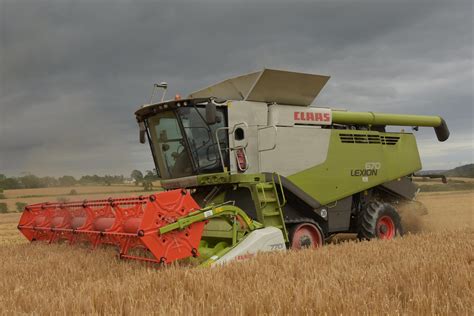 Claas Lexion 670 Terra Trac Combine Harvester Cutting Winter Barley A