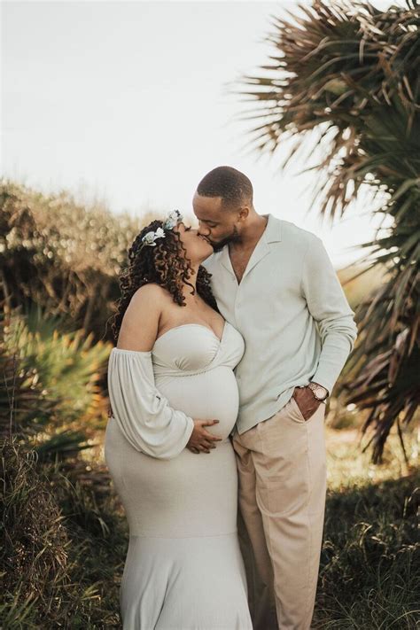 Beach Maternity Photoshoot For Couples Washington Oaks State Park